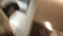 中年妇女收割机 【良家故事】，跟着大神学泡良，这么多寂寞的灵魂等待安慰，人妻姐姐看来不是第一次了，激情暴插淫叫