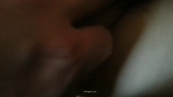 公司团建小伙下药迷翻美女同事 玩了一下她的B 怕坐牢没敢操