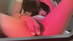 《绝品打飞机必备》推特极品身材美足美腿美鲍网红女神【不是丸子】私拍，推油足交紫薇打炮诱惑满满带入感极强